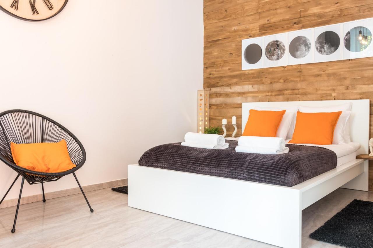 Cracow Best Location Apartment With Garden By Cozyplace كراكوفيا المظهر الخارجي الصورة