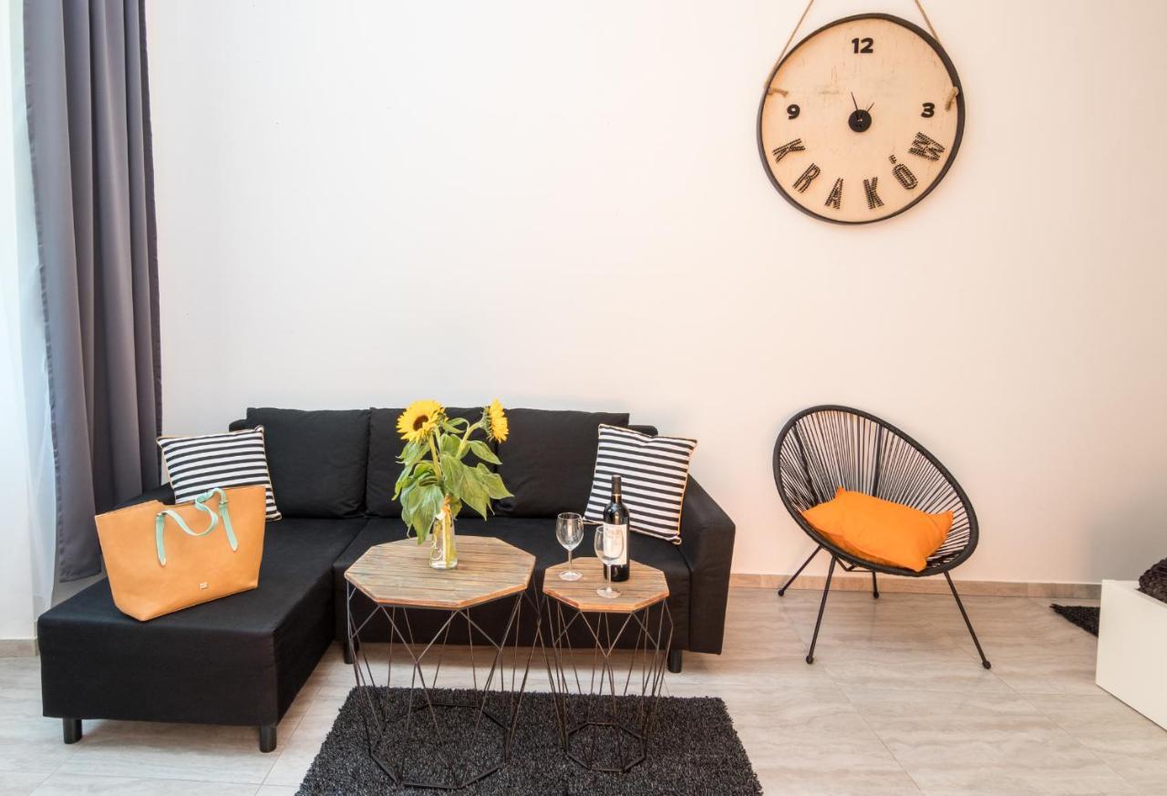 Cracow Best Location Apartment With Garden By Cozyplace كراكوفيا المظهر الخارجي الصورة